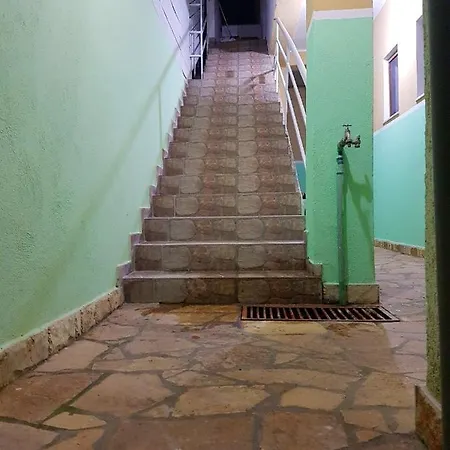 شقة One Bedroom At 400 M Away From The With Enclosed Garden And Wifi شكودر